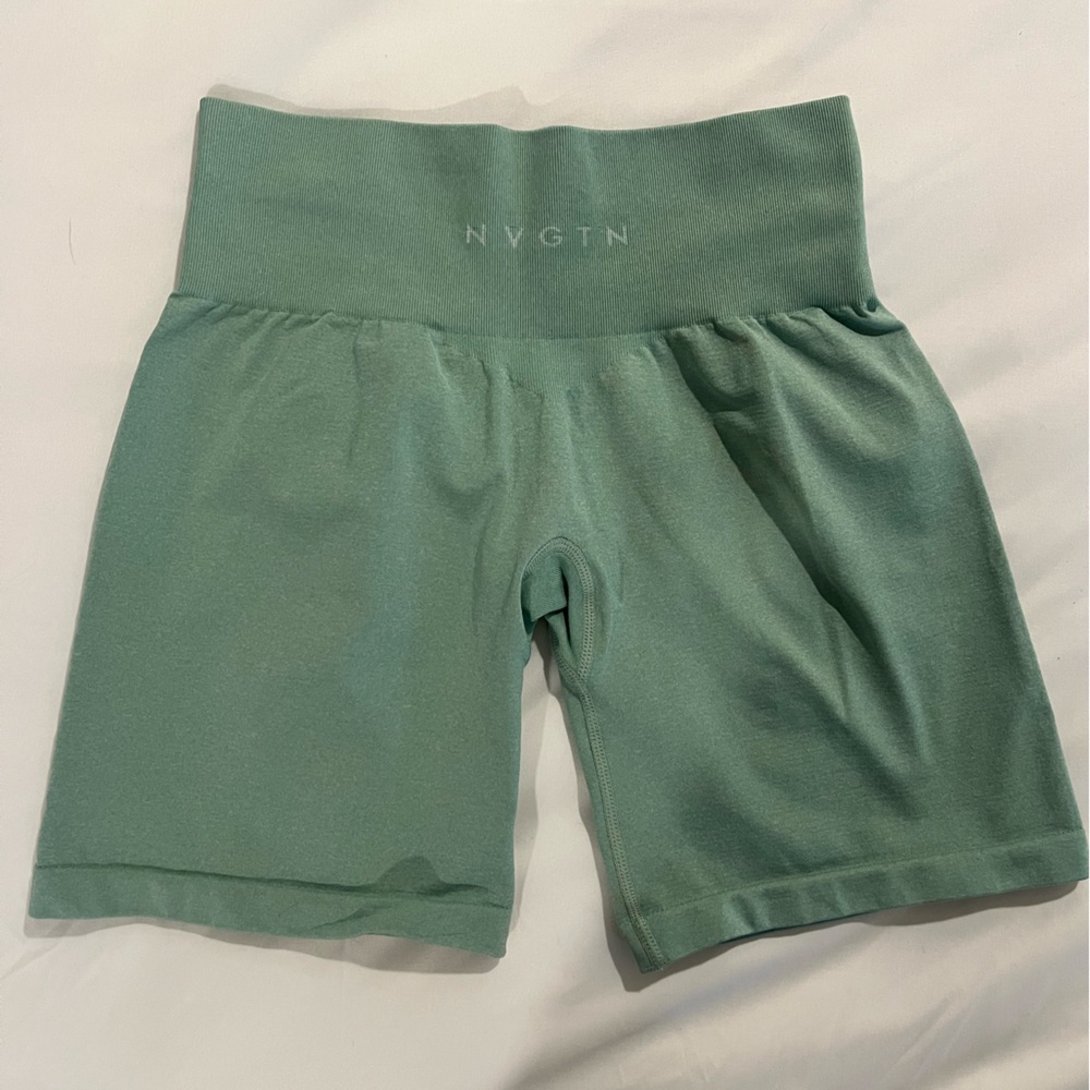 NVGTN Women's Sage Green Pro Seamless Shorts